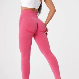 NVGTN hot pink contour seamless leggings